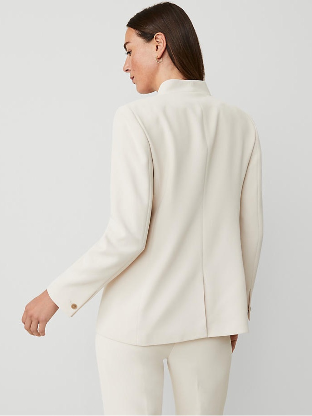 Ann Taylor The Long Collarless Blazer in Fluid Crepe - Picture 5 of 16